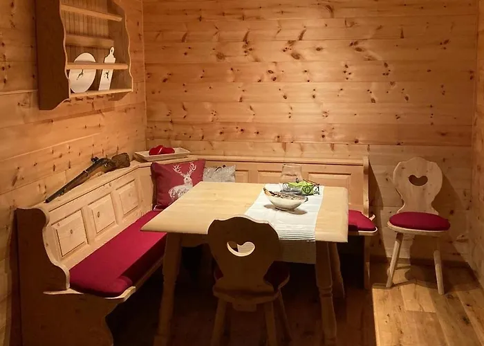 Zirben Zwischen Berg Und * Steindorf am Ossiacher See